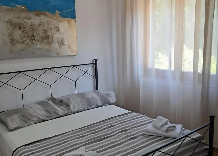 Апартаменты Sa Domu De Su Beciu Mare